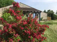 CHAI MISS TANTINE Hotels in Gemozac