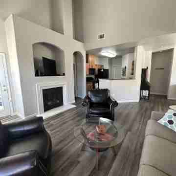 Monthly Home Rental 15 minutes to ski resort! Others