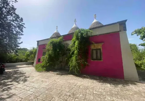 3 Bedroom Villa in Cisternino Hotels in Cisternino