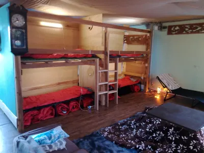 Cabochon Camp Hotels in 