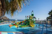Sandy Beach Hotel & Resort - Beach