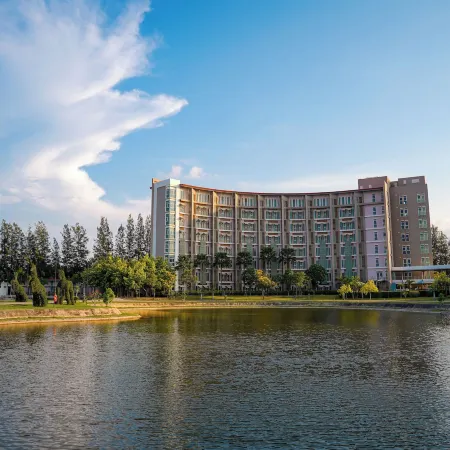 THE KASET, HUA HIN Отели рядом с достопримечательностью «Суан Сон Прадипхат»