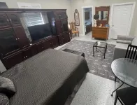 Lakefront Getaway Near Nashville