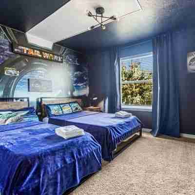 VedaHive Luxury Villa Rooms