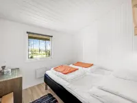 "Ottilie" - 350m to the Fjord Hotels in Skjern