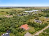 "Dorithea" - 1.3km from the Sea