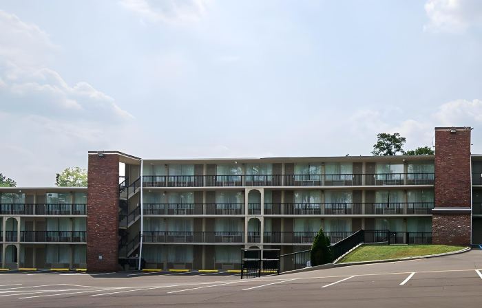 New Hope Inn & Suites