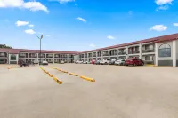 Econo Lodge - Parkplatz