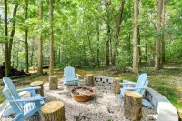 Glasgow Getaway w/ Patio, Fireplace & Grill! - 3-Star