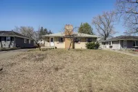 Inviting Minneapolis Vacation Rental w/ Game Room! - 3-Sterne