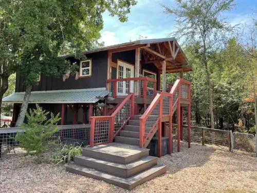 The Little Lake Shack