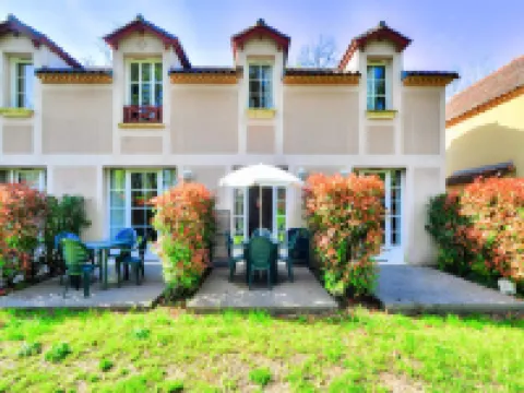 Apartment in Monflanquin Near Forest Views