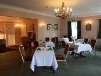 Falcon Hotel - sarapan
