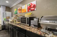 Quality Inn & Suites - breakfast