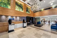 دايز إن آند سويتس باي ويندام فورت ميرز ساوث إيست فنادق في Gateway