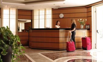 Monte Carlo Palace Suites