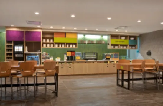 羅克福德洛夫斯帕爾克希爾頓惠庭套房酒店