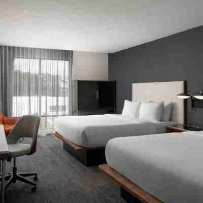 萬怡湖城飯店 Rooms