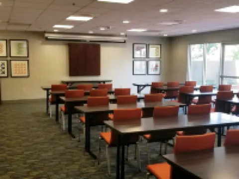 Holiday Inn Express MADERA-YOSEMITE PK AREA by IHG Hoteles en Madera