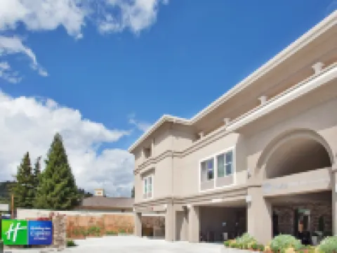 Holiday Inn Express & Suites SANTA CRUZ by IHG Hotels near Wilder Ranch State Park