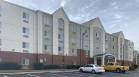 Candlewood Suites PEARL by IHG