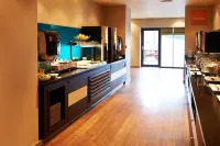 Holiday Inn Express MANCHESTER AIRPORT by IHG - breakfast
