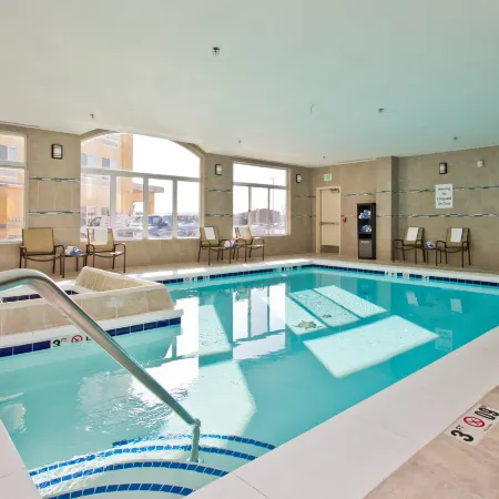 Holiday Inn Express & Suites DENVER EAST-PEORIA STREET by IHG
