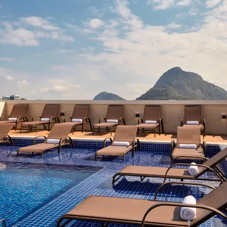 Courtyard Rio de Janeiro Barra da Tijuca Отели рядом с достопримечательностью «Фьючер Арена»
