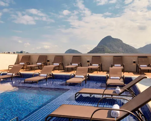 Courtyard Rio de Janeiro Barra da Tijuca Hotel in zona Estádio Aquático Olímpico