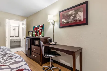 Red Roof Inn Scottsburg