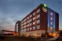 Holiday Inn Express & Suites Cincinnati North - Liberty Way Hotel a 