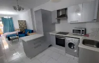 1BR Apartment •Side Sea View • Pool •Turtles Beach - Chalets