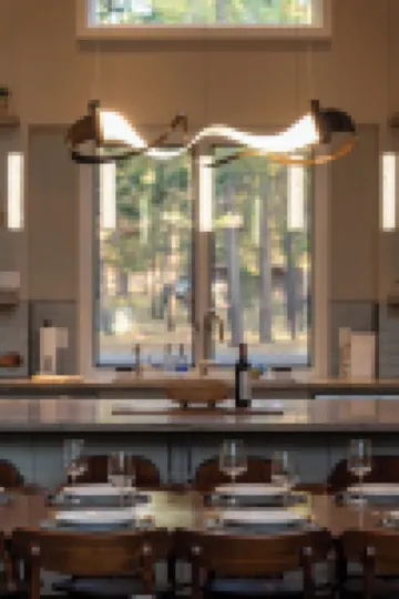 Alpine Lodge Sunriver, 5 Br Luxe, Sharc, Hot Tub, King Suites, EV, Ft Rock Park