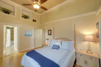Saugatuck Loft in 'Historic Butler Street Lofts - Parkplatz