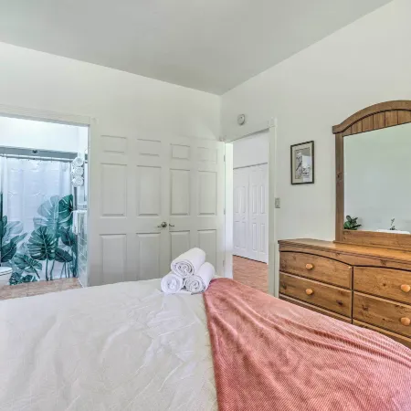 Cozy & Relaxing Eloy Apartment w/ Pool Access Hotels in Eloy