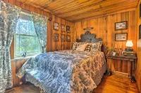 Dreamy Homestead Escape Patio, Ranch on-Site - Homestays