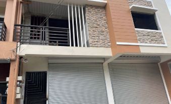 Enjoy and have fun while having your vacation, come book this place