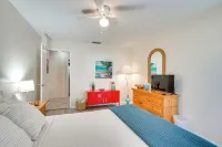 7 Mi to Beaches: Pet-Friendly Cape Coral Home - Parkering