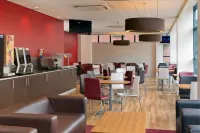 Travelodge Manchester Ancoats Hotel - breakfast