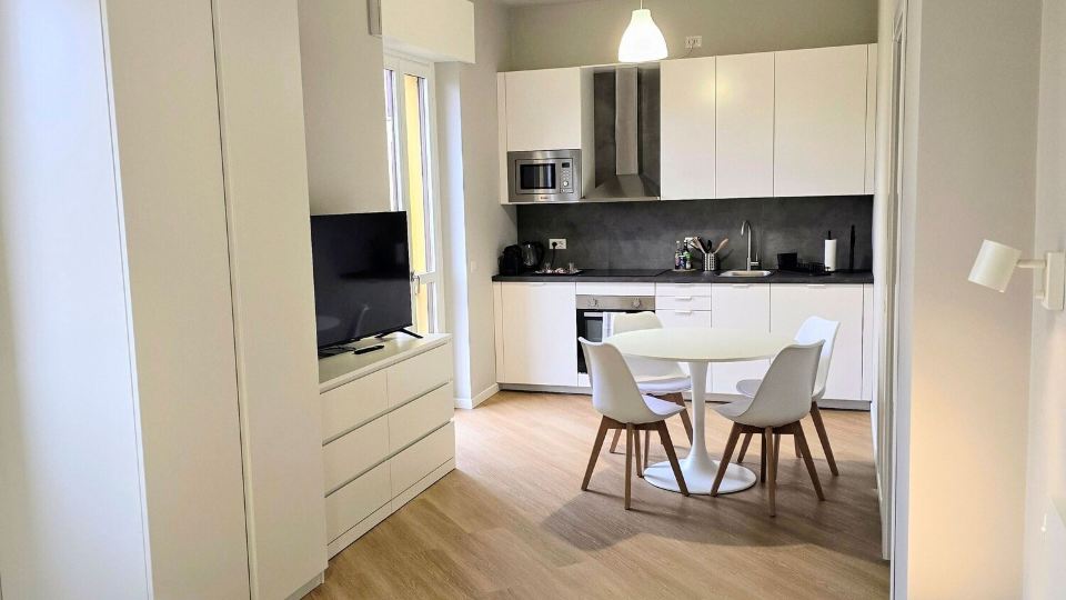 Monza Apartments