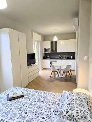 Monza Apartments - 3-Star