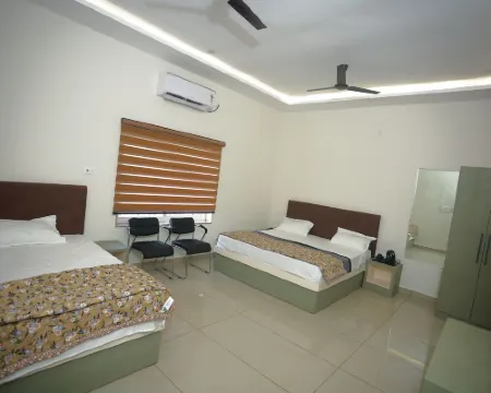 Hotel Prem Sadan Hotels in Datia