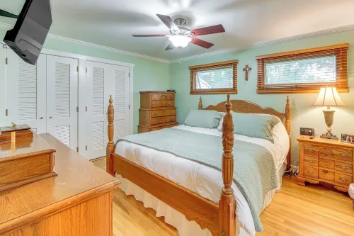 3 Mi to Pro Football Hall of Fame: Home w/ Yard! - Homestays