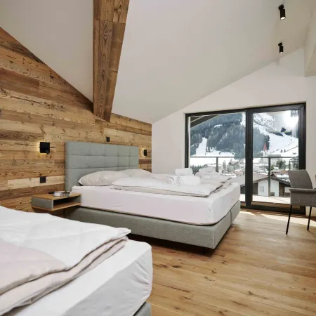Chalet in Berwang with Ski-in/Ski-Out Access Отели в г. Гемайнде Берванг