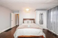 Queen City Suites For 7 - balcony