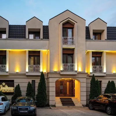 Pensiunea Crystal Hotels near Botanic Garden