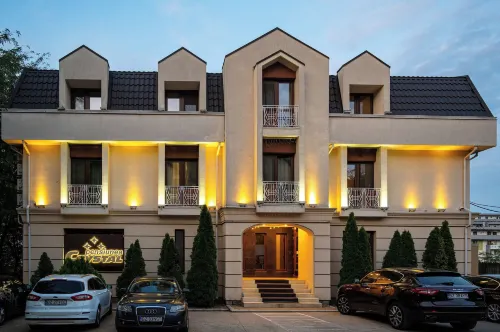 펜시우네아 크리스탈 Bogonos 호텔