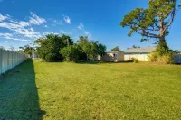 4 Mi to Port Charlotte Beach Park: Gem w/ Pool - Kæledyr tilladt