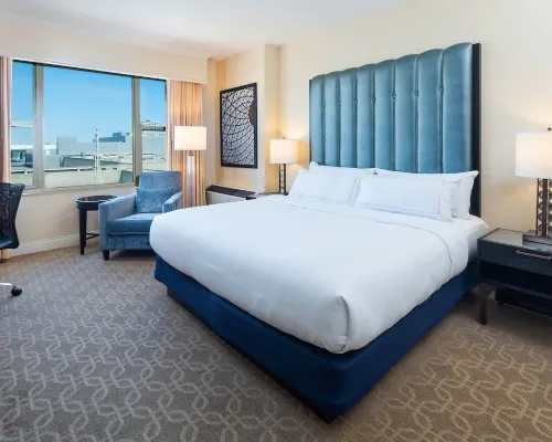 The Marc Hotel Các khách sạn gần Thư viện Công cộng Milwaukee