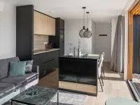 Lodge Near Brouwersdam & North Sea Beaches - Homestays